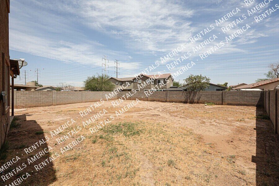 MOVE IN SPECIAL!!!!! TWO WEEKS FREE!!! property image