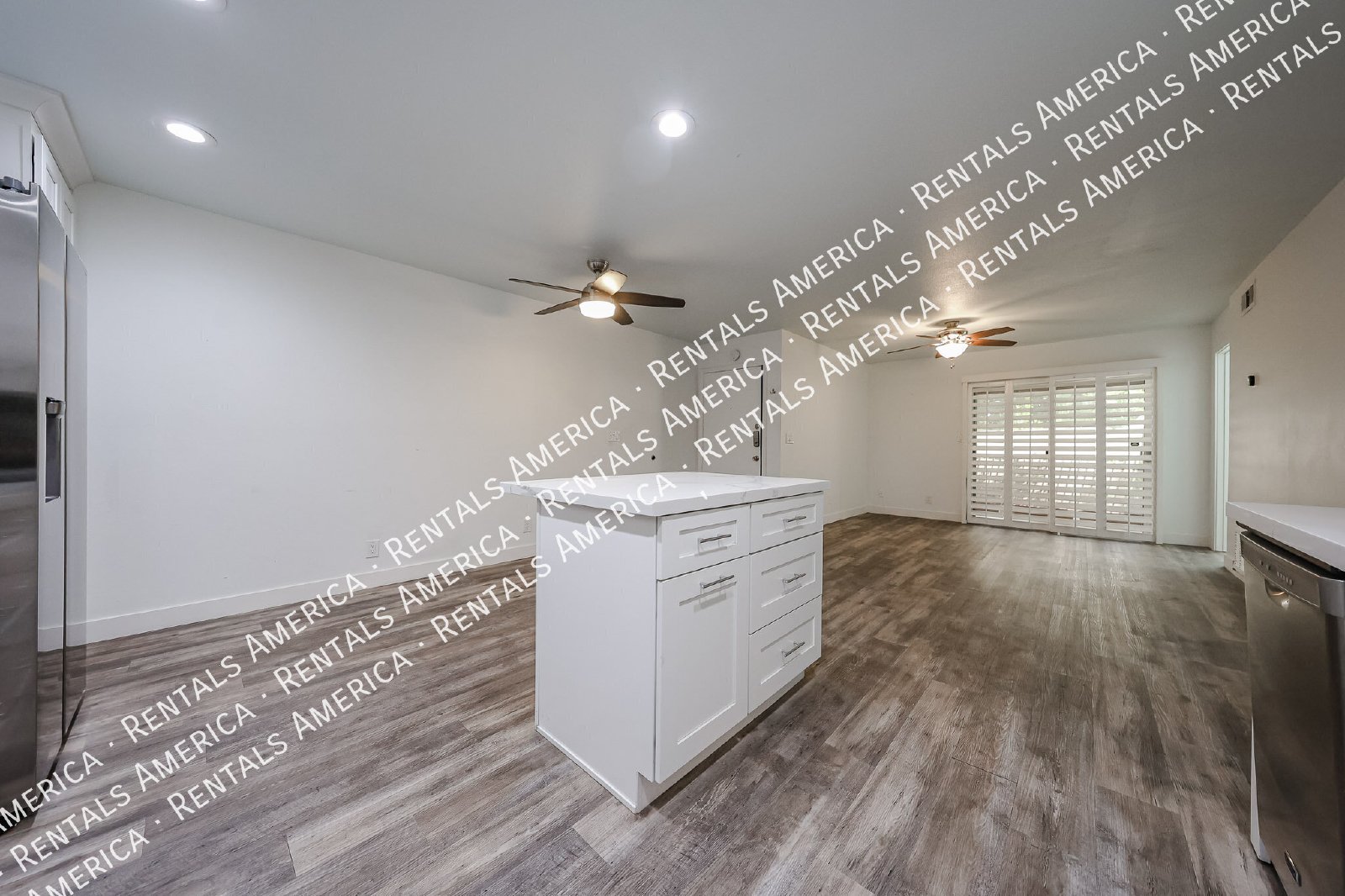 2 Bedroom Condo in Arcadia available for immediate Move in! property image