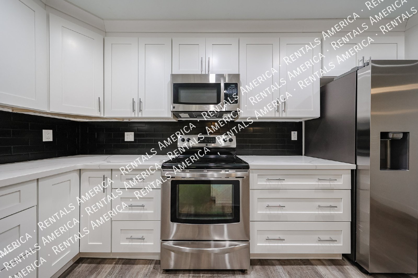 2 Bedroom Condo in Arcadia available for immediate Move in! property image