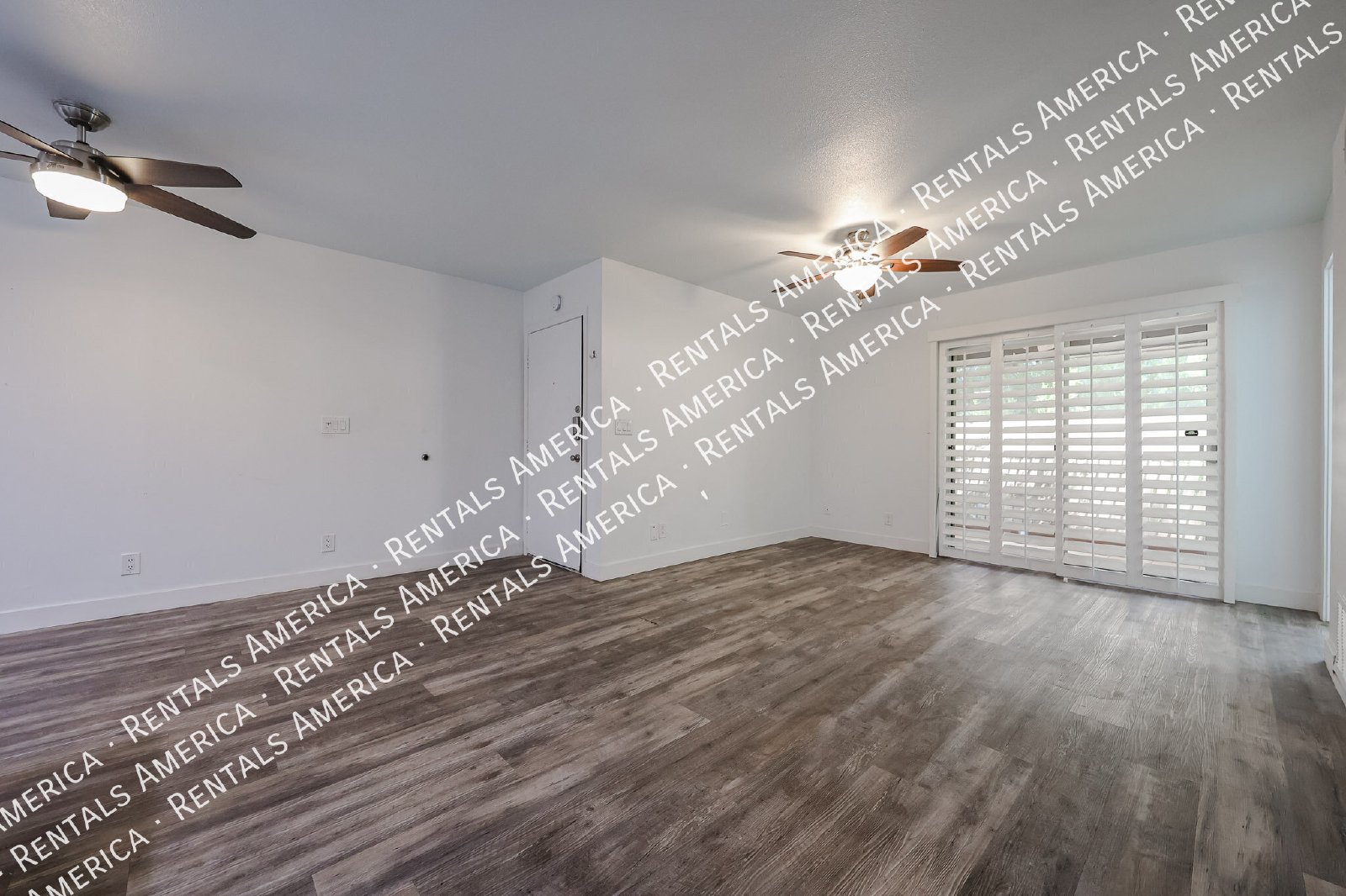 2 Bedroom Condo in Arcadia available for immediate Move in! property image