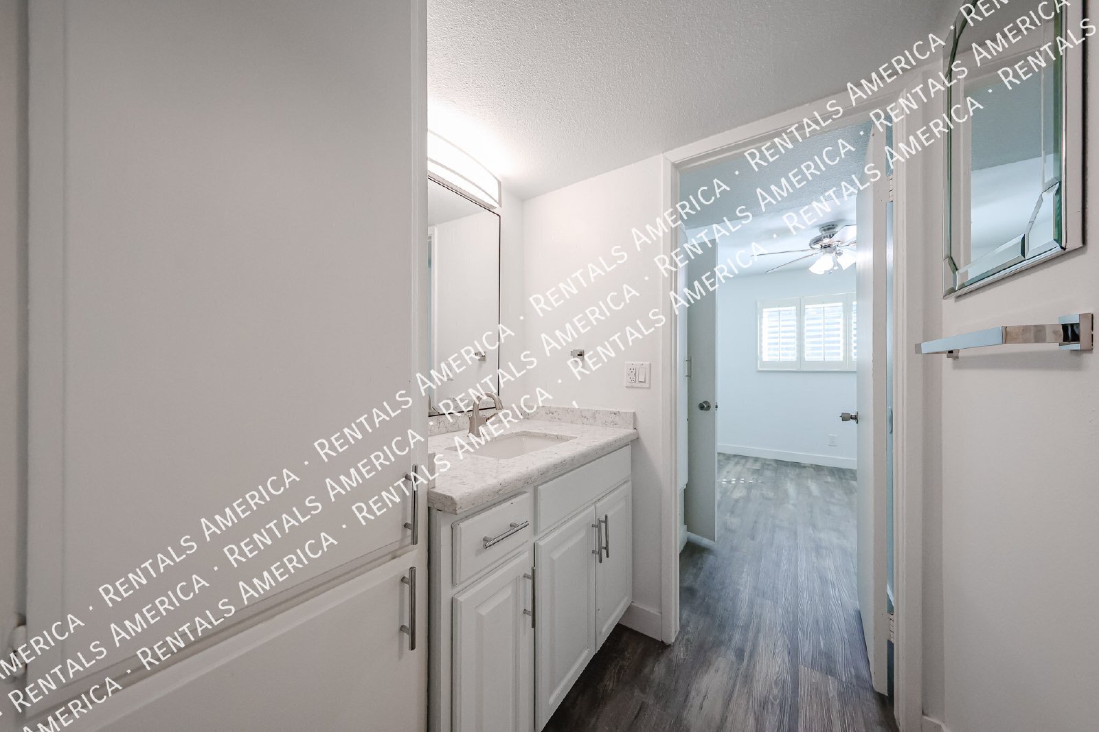 2 Bedroom Condo in Arcadia available for immediate Move in! property image