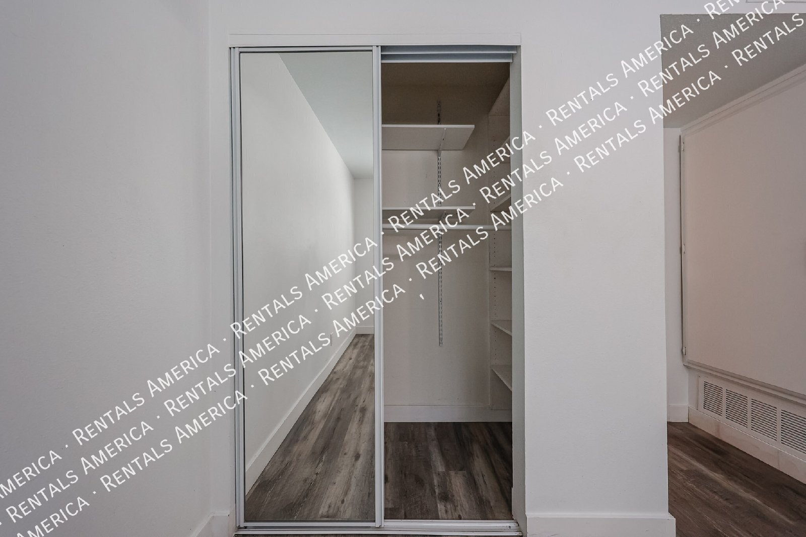 2 Bedroom Condo in Arcadia available for immediate Move in! property image