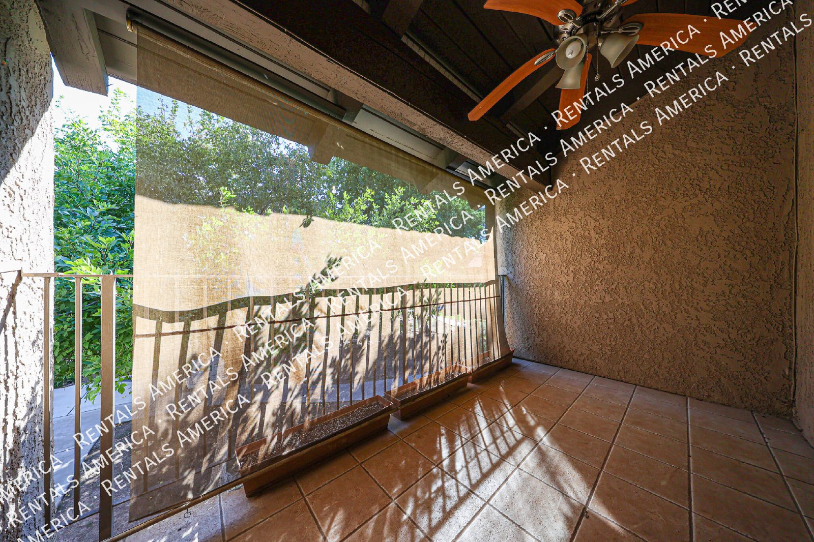 2 Bedroom Condo in Arcadia available for immediate Move in! property image
