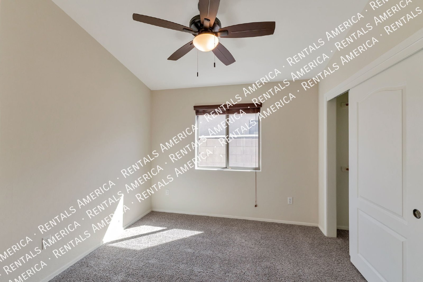 Southeast gated 4 bedroom, 2 bath! property image