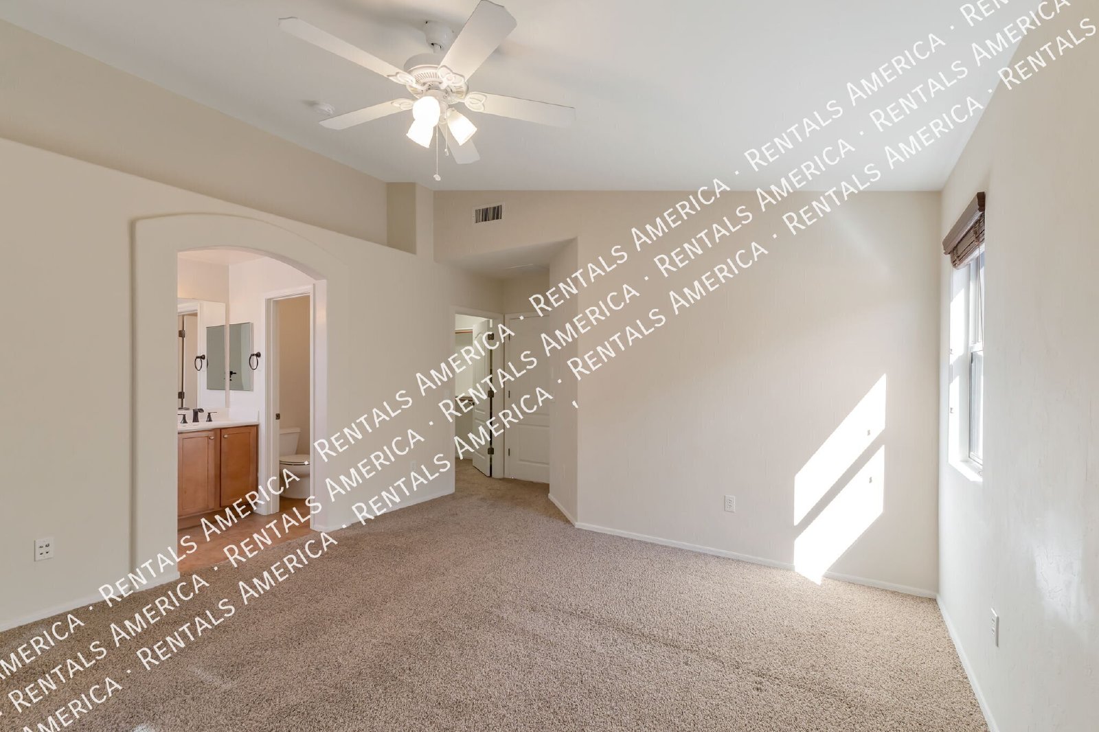 Southeast gated 4 bedroom, 2 bath! property image
