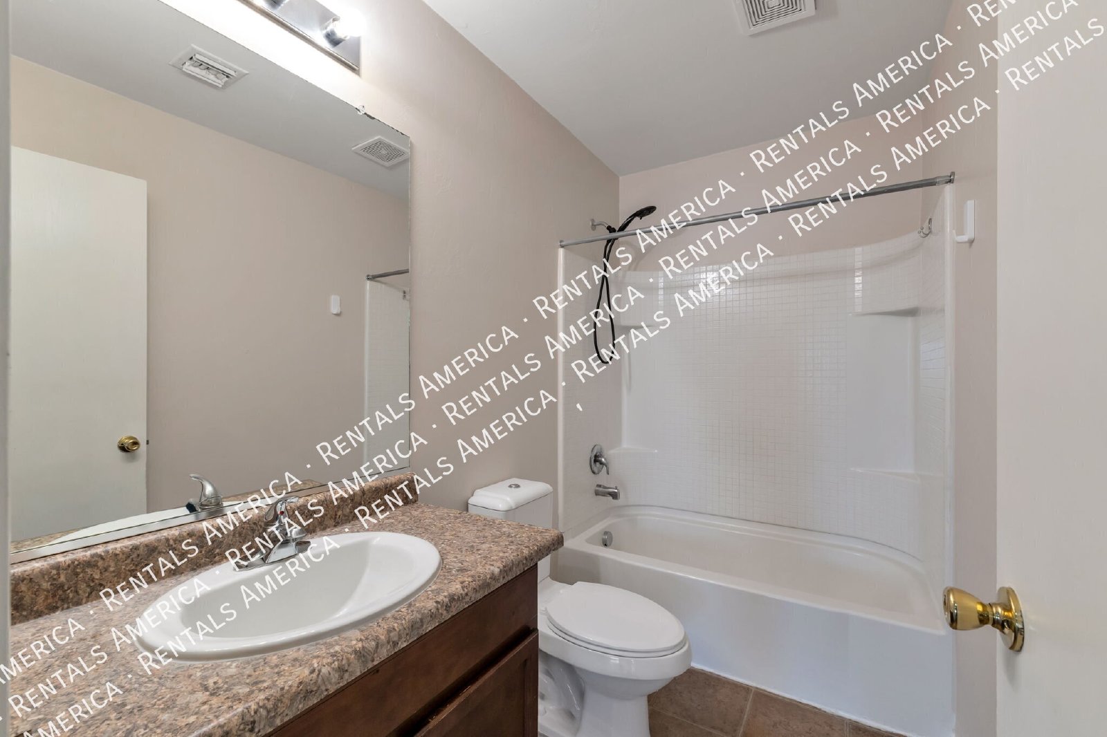 4 Bedroom Two Story Home with Loft in Green Valley property image