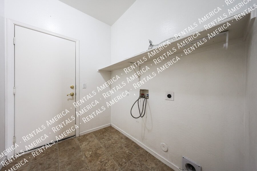 MOVE IN SPECIAL!!!! Available Now in Queen Creek! property image