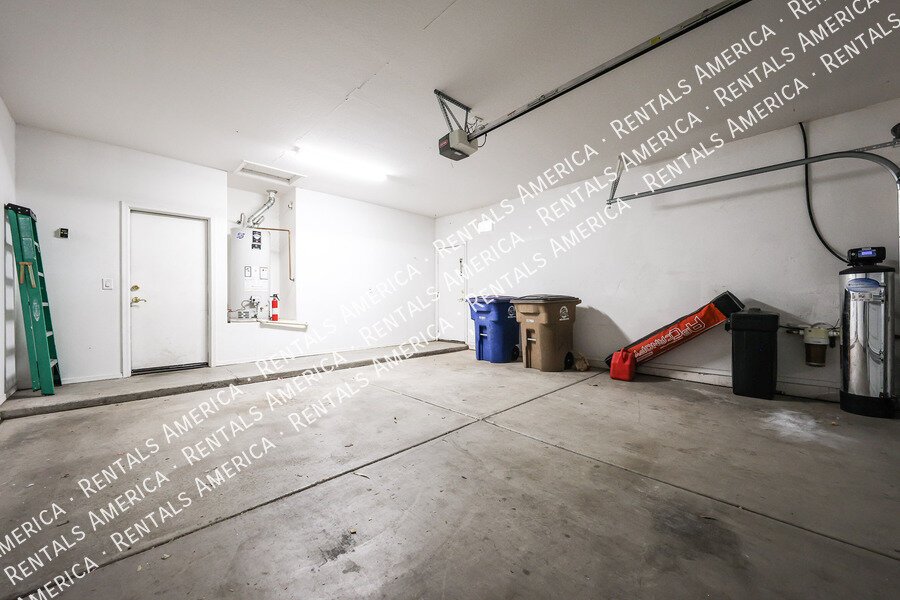 MOVE IN SPECIAL!!!! Available Now in Queen Creek! property image