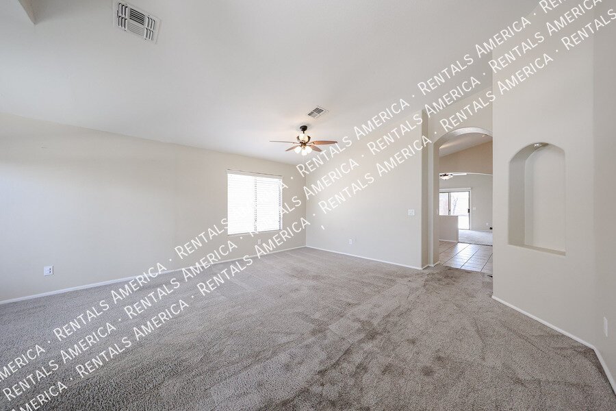 1 month free with a 15-month lease! property image