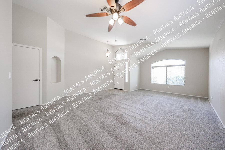 1 month free with a 15-month lease! property image
