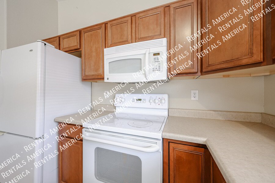 1 month free with a 15-month lease! property image