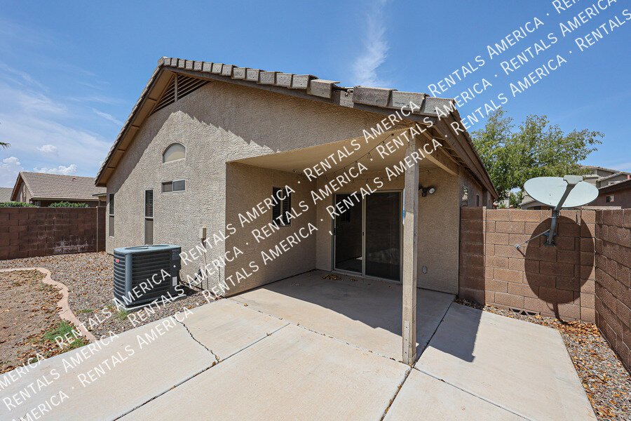 1 month free with a 15-month lease! property image