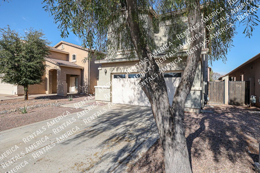 SPACIOUS 3 BEDROOM IN TOLLESON property image