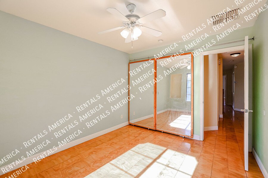 SPACIOUS 3 BEDROOM IN TOLLESON property image