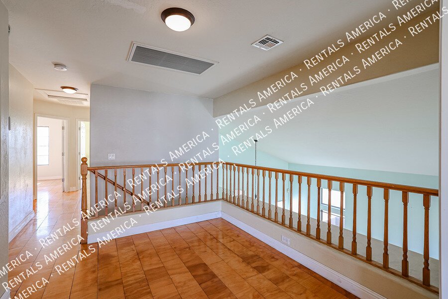SPACIOUS 3 BEDROOM IN TOLLESON property image