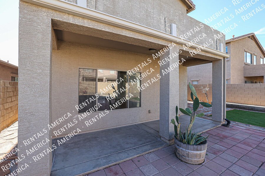 SPACIOUS 3 BEDROOM IN TOLLESON property image