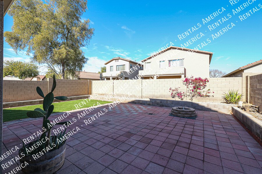 SPACIOUS 3 BEDROOM IN TOLLESON property image