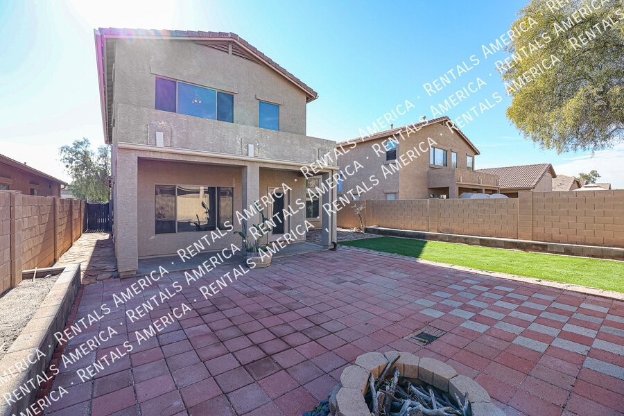 SPACIOUS 3 BEDROOM IN TOLLESON property image