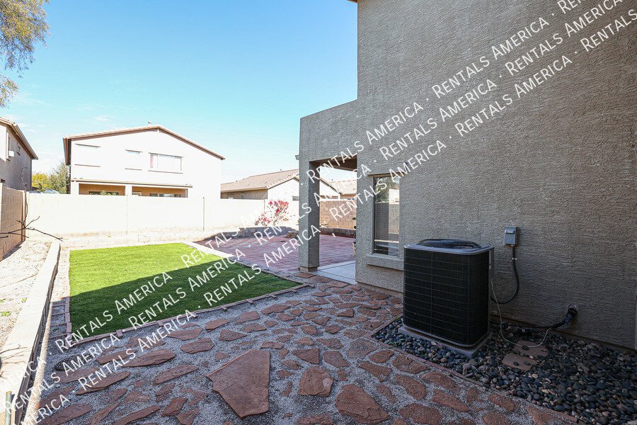 SPACIOUS 3 BEDROOM IN TOLLESON property image