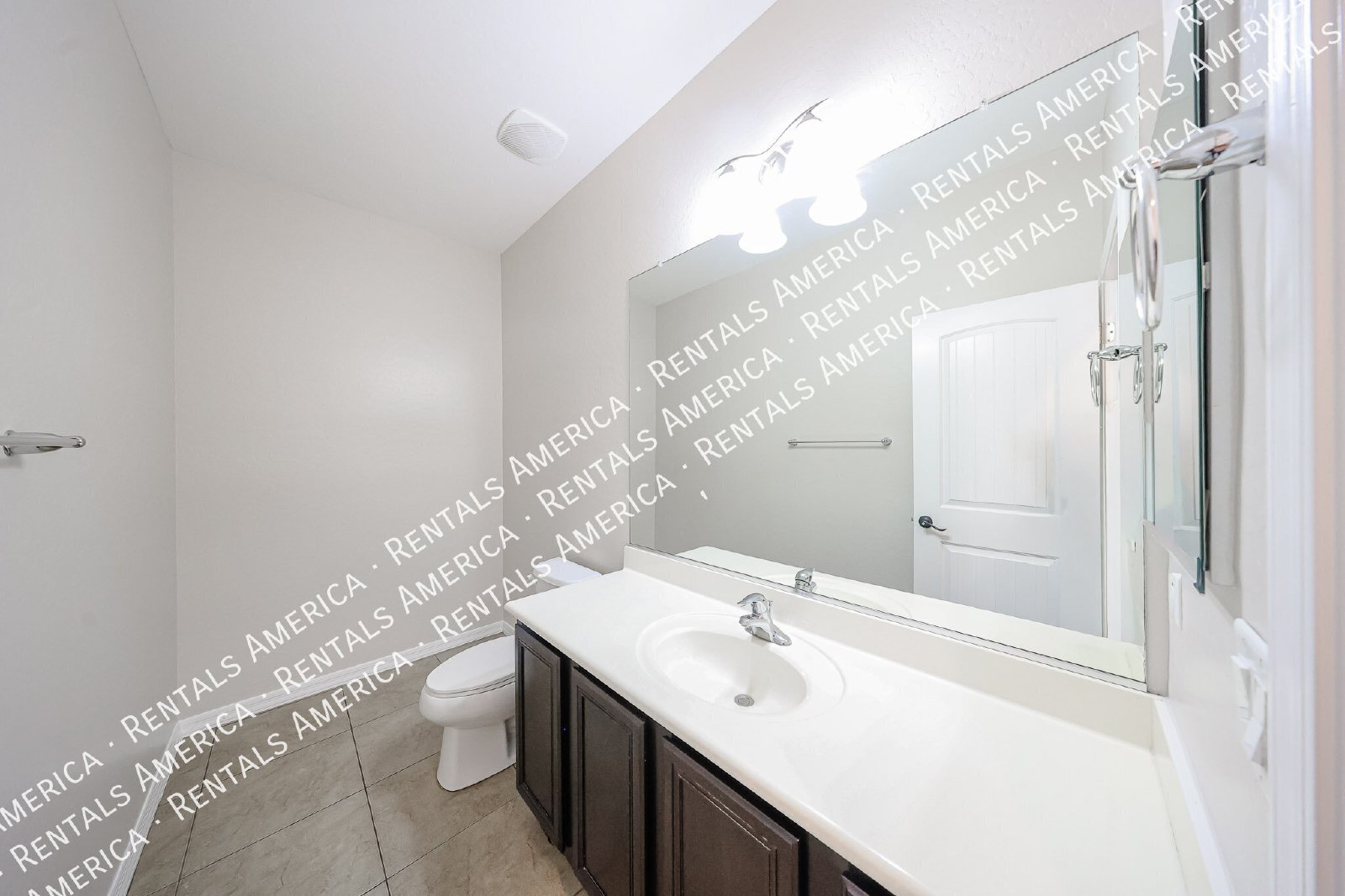 Beautifully Updated Chandler Home in Gated Nicholas Point Community property image