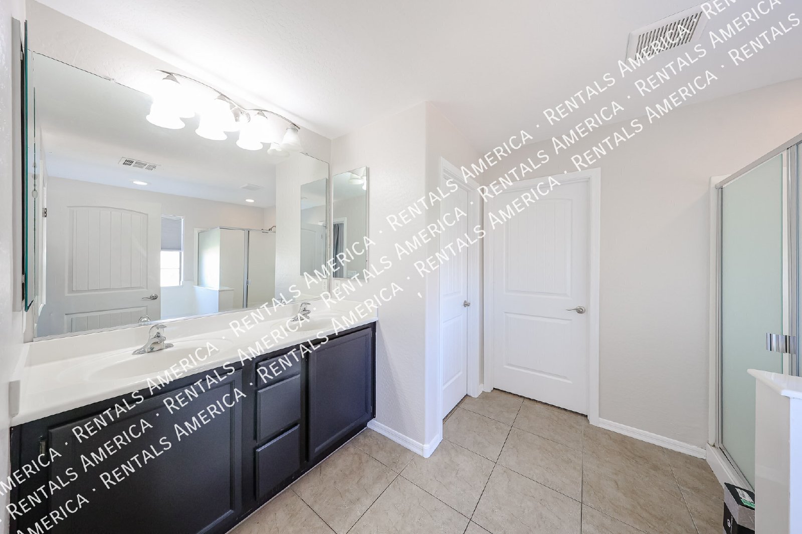 Beautifully Updated Chandler Home in Gated Nicholas Point Community property image