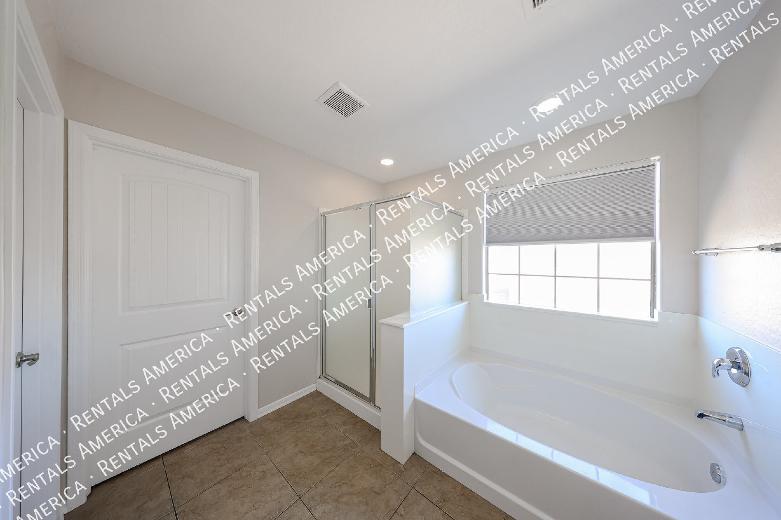 Beautifully Updated Chandler Home in Gated Nicholas Point Community property image
