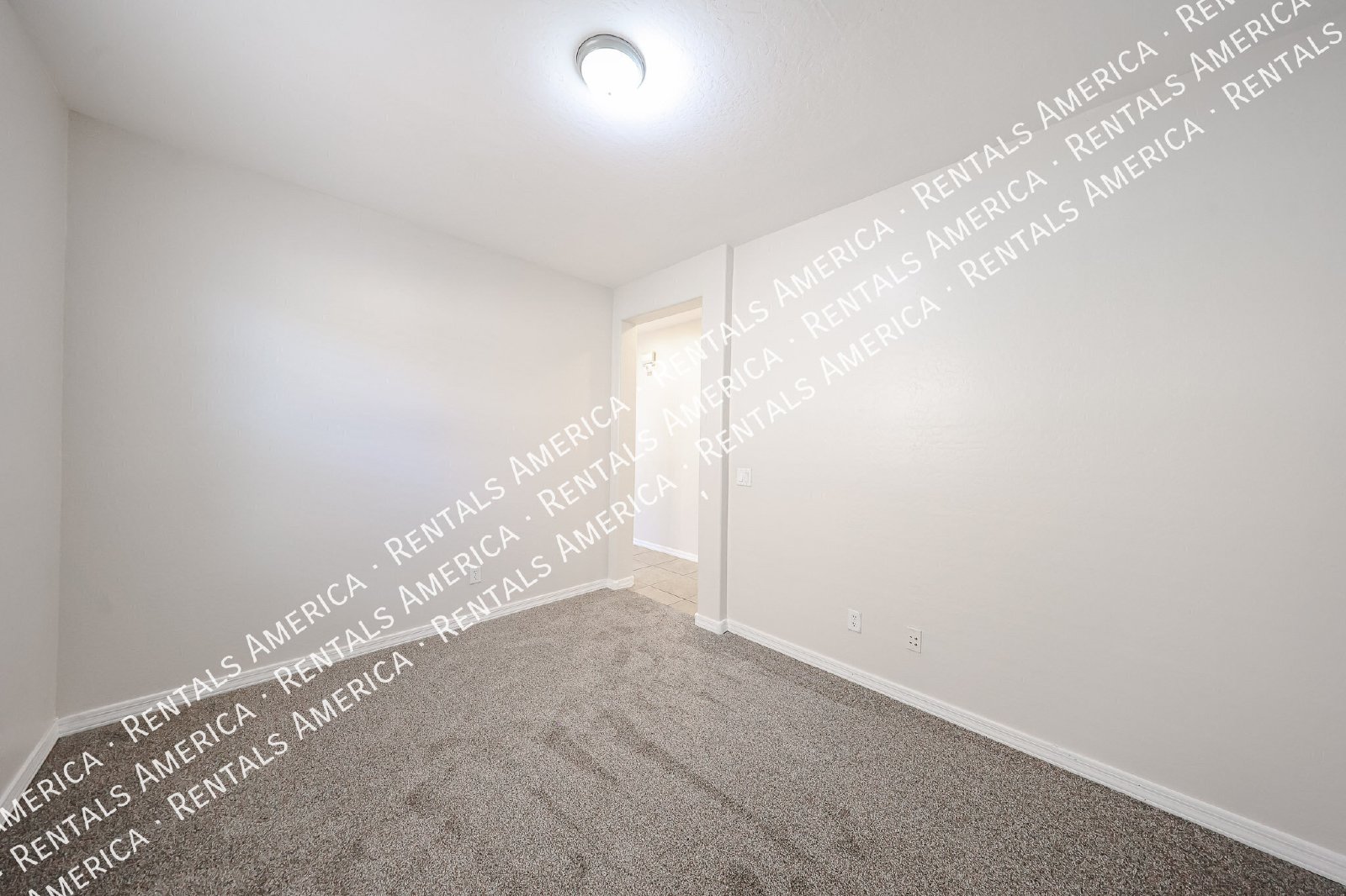 Beautifully Updated Chandler Home in Gated Nicholas Point Community property image