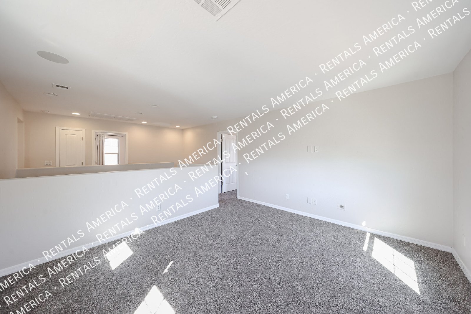 Beautifully Updated Chandler Home in Gated Nicholas Point Community property image