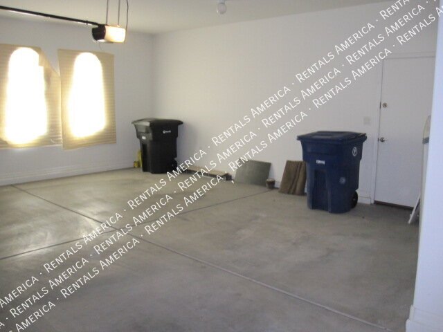 Beautifully Updated Chandler Home in Gated Nicholas Point Community property image