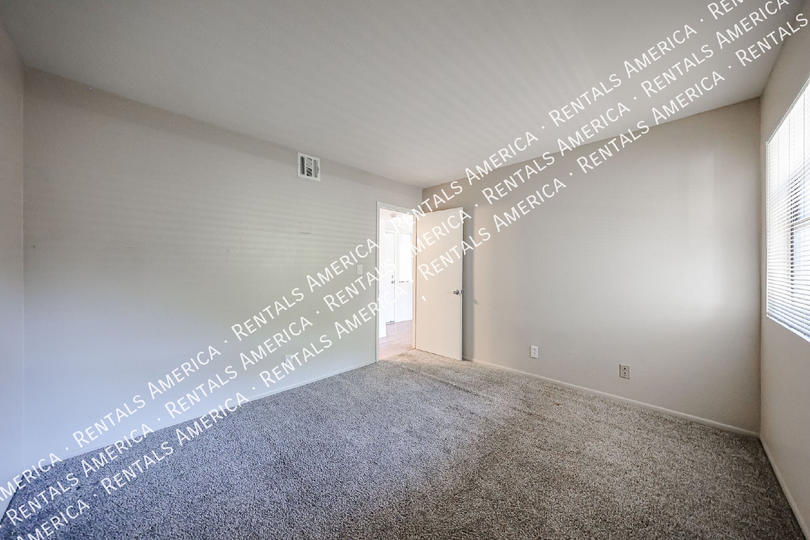Charming 2-Bedroom, 2-Bathroom Condo for Rent property image