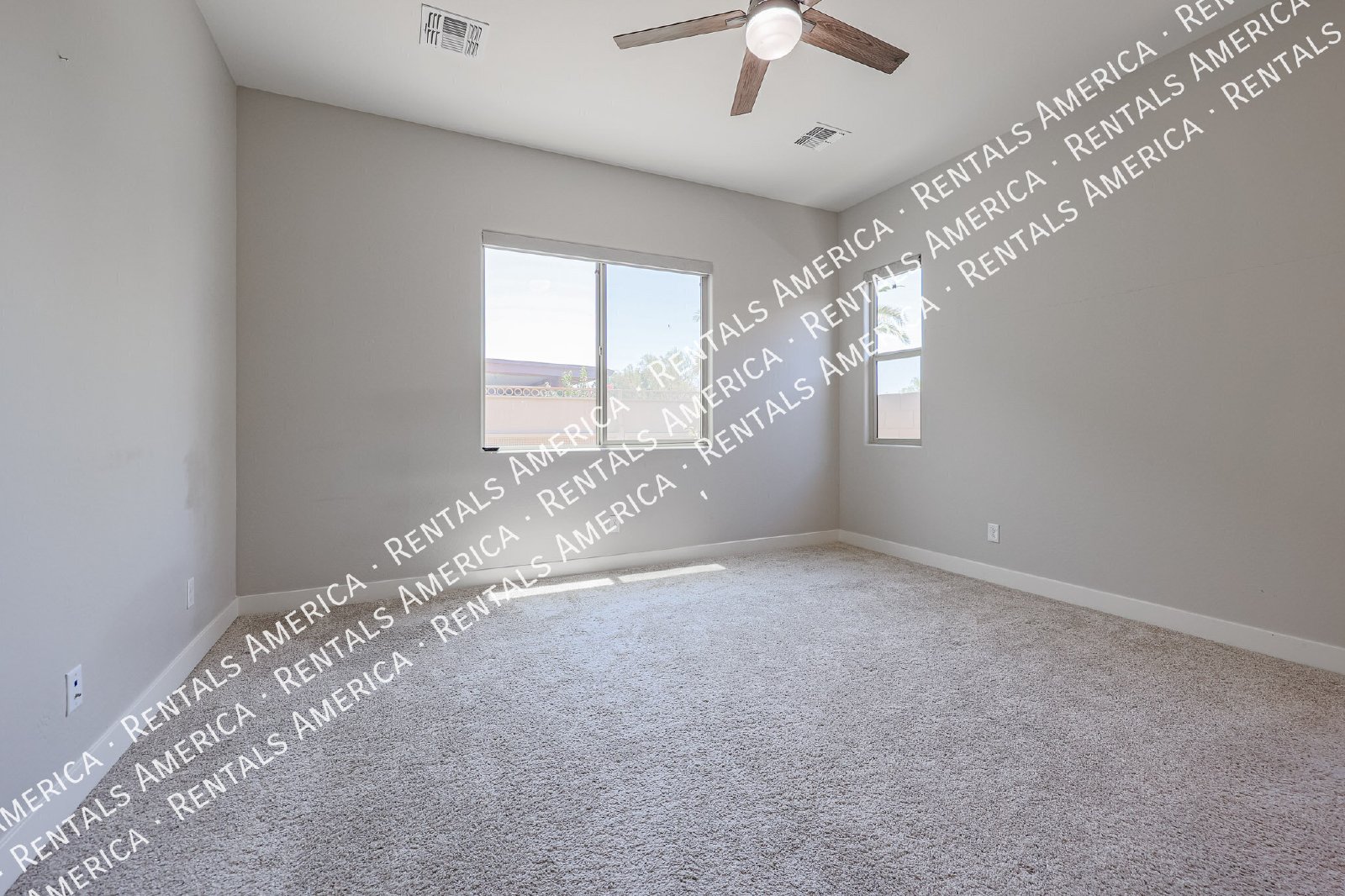 Awesome three bedroom home in the heart of Gilbert property image