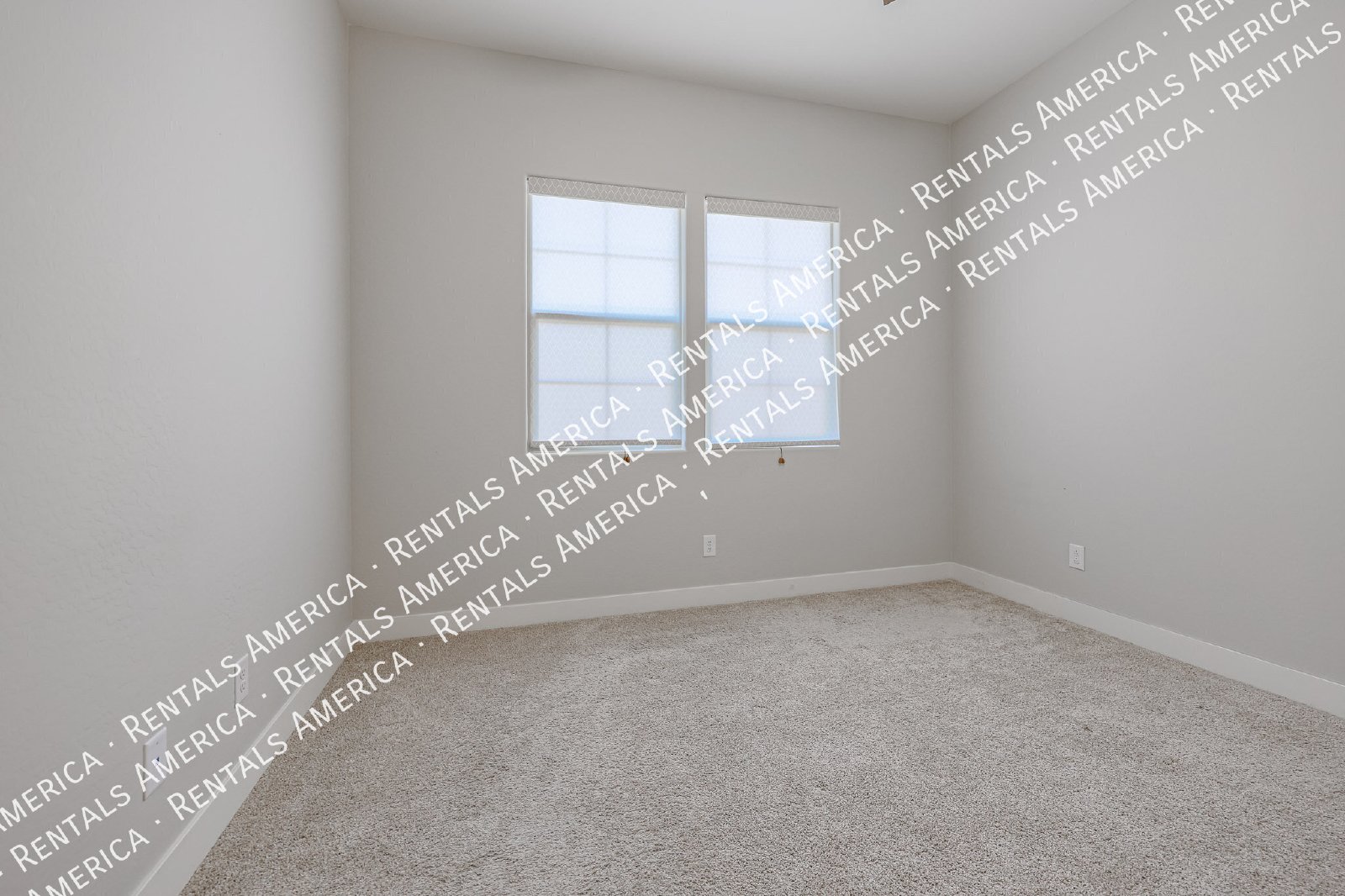 Awesome three bedroom home in the heart of Gilbert property image
