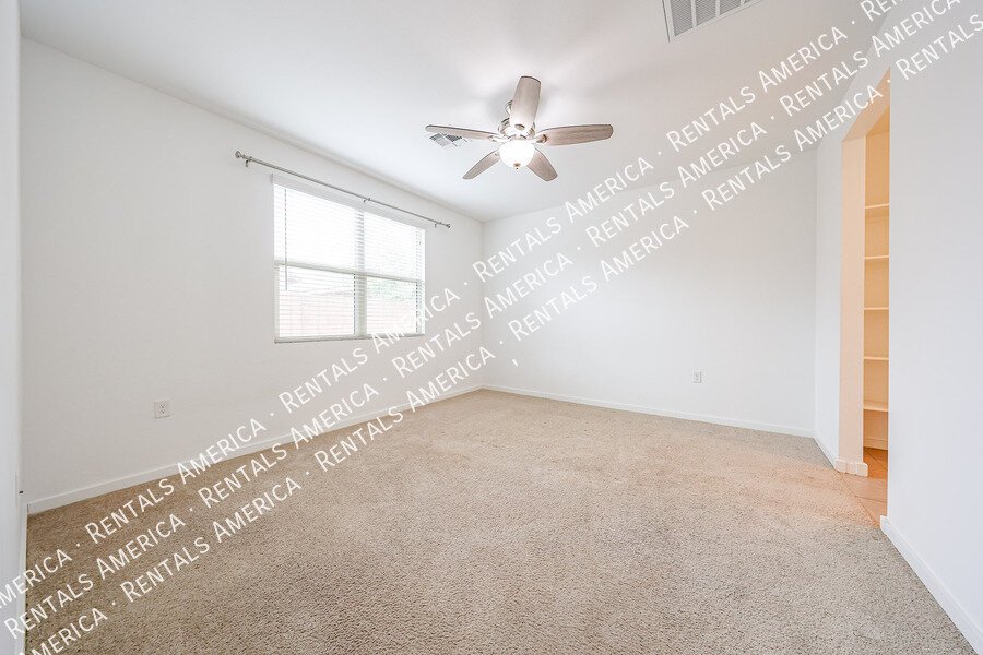 OCTOBER MOVE IN SPECIAL property image