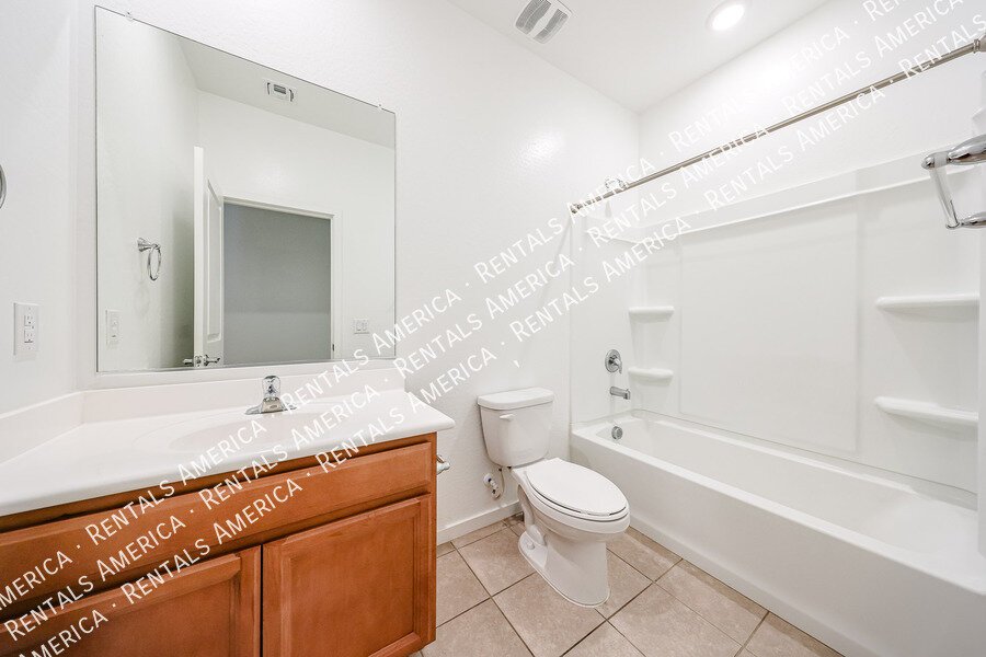 OCTOBER MOVE IN SPECIAL property image