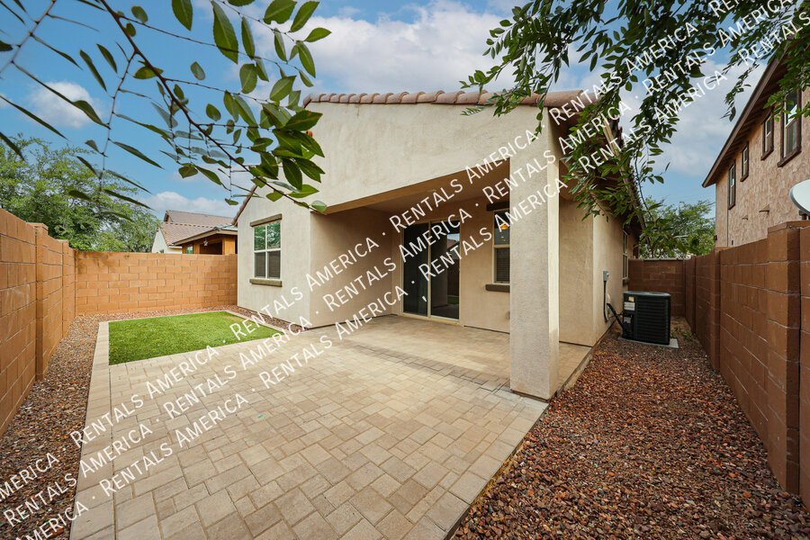 OCTOBER MOVE IN SPECIAL property image