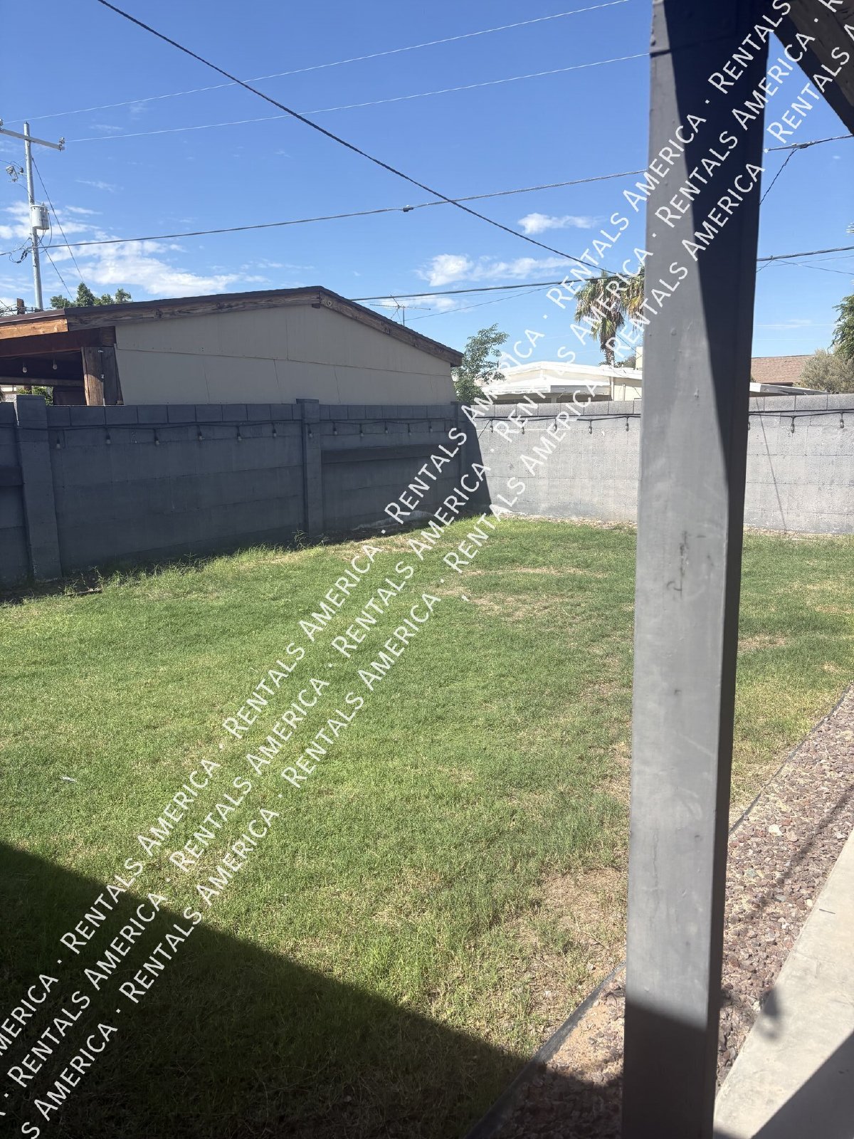 MOVE IN SPECIA! $2500 for monthly rentSOLAR, POOL, 2000 SQ Ft, SPECIAL property image