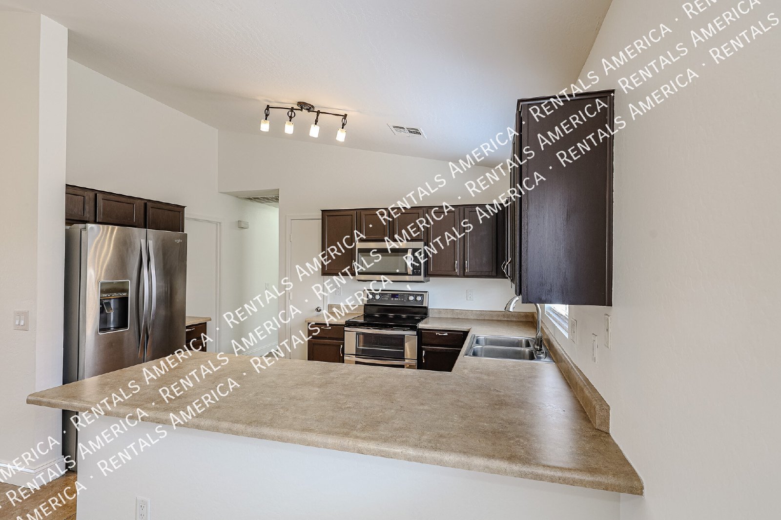 New Paint and New Blinds Throughout! Spacious 4-Bed, 2 Bath Home property image
