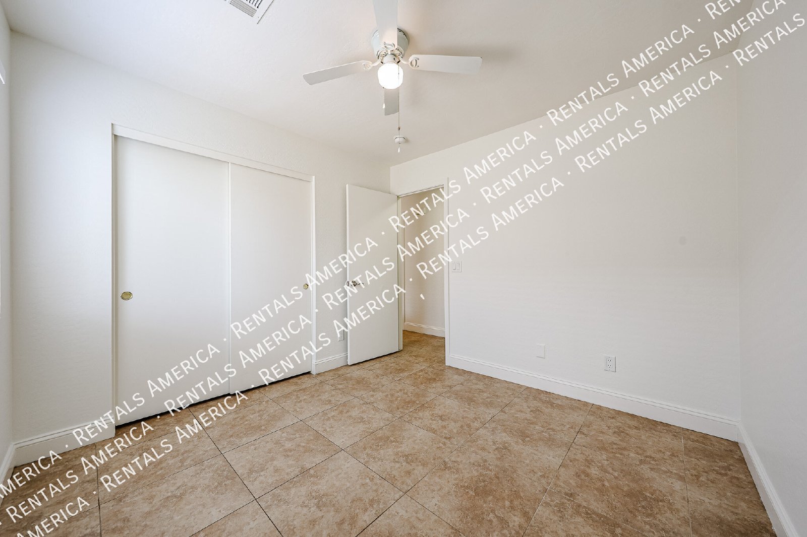 New Paint and New Blinds Throughout! Spacious 4-Bed, 2 Bath Home property image