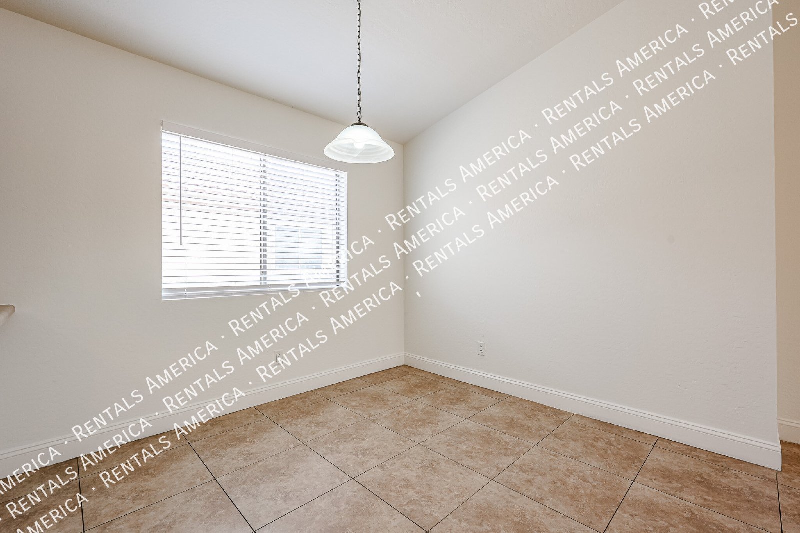 New Paint and New Blinds Throughout! Spacious 4-Bed, 2 Bath Home property image