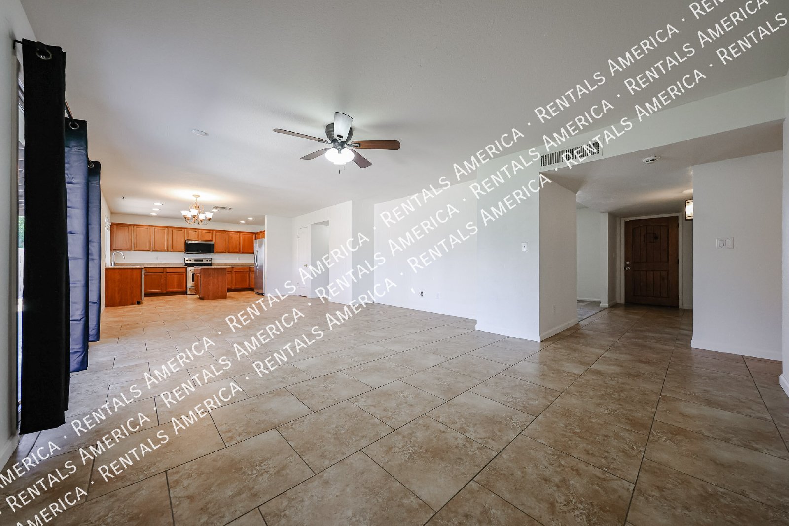 Spacious 4-Bedroom Home with Private Diving Pool in Mesa! property image