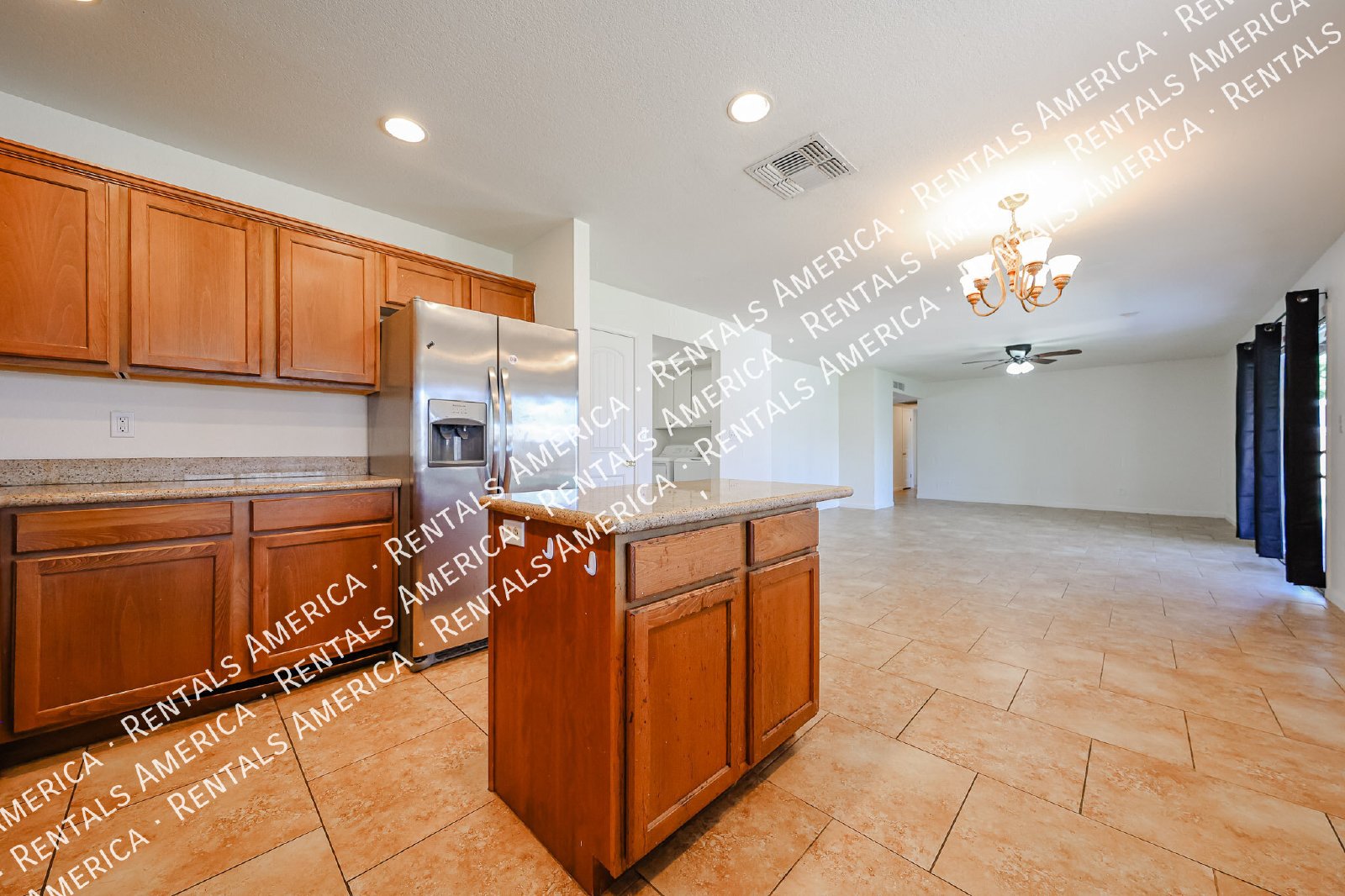 Spacious 4-Bedroom Home with Private Diving Pool in Mesa! property image