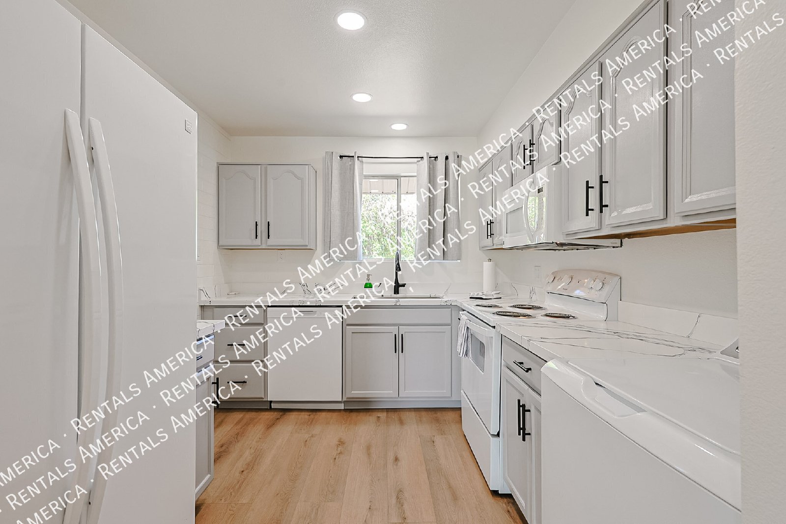 Completely REMODELED Home in 55+ Enjoy Golf Course Views property image