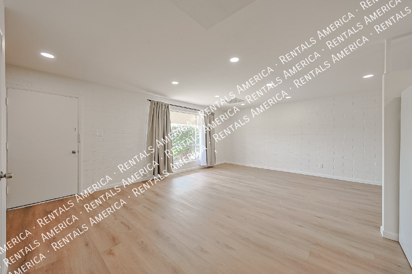 Completely REMODELED Home in 55+ Enjoy Golf Course Views property image