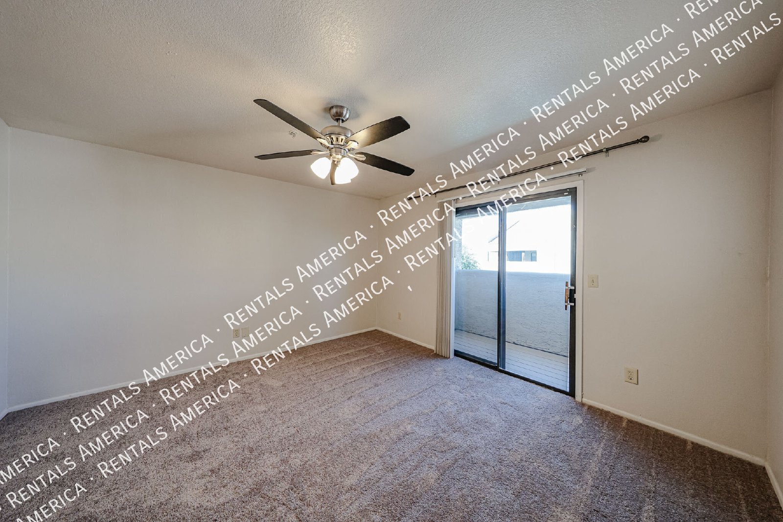 Scottsdale 1-Bedroom Condo, New Carpet & Great Location! property image