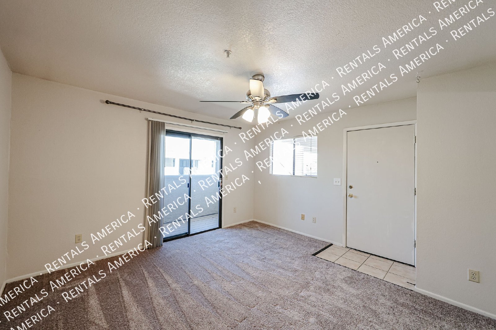 Scottsdale 1-Bedroom Condo, New Carpet & Great Location! property image