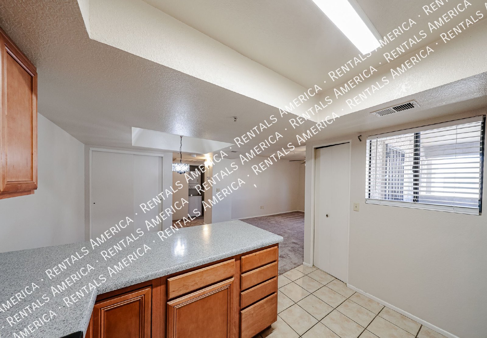 Scottsdale 1-Bedroom Condo, New Carpet & Great Location! property image