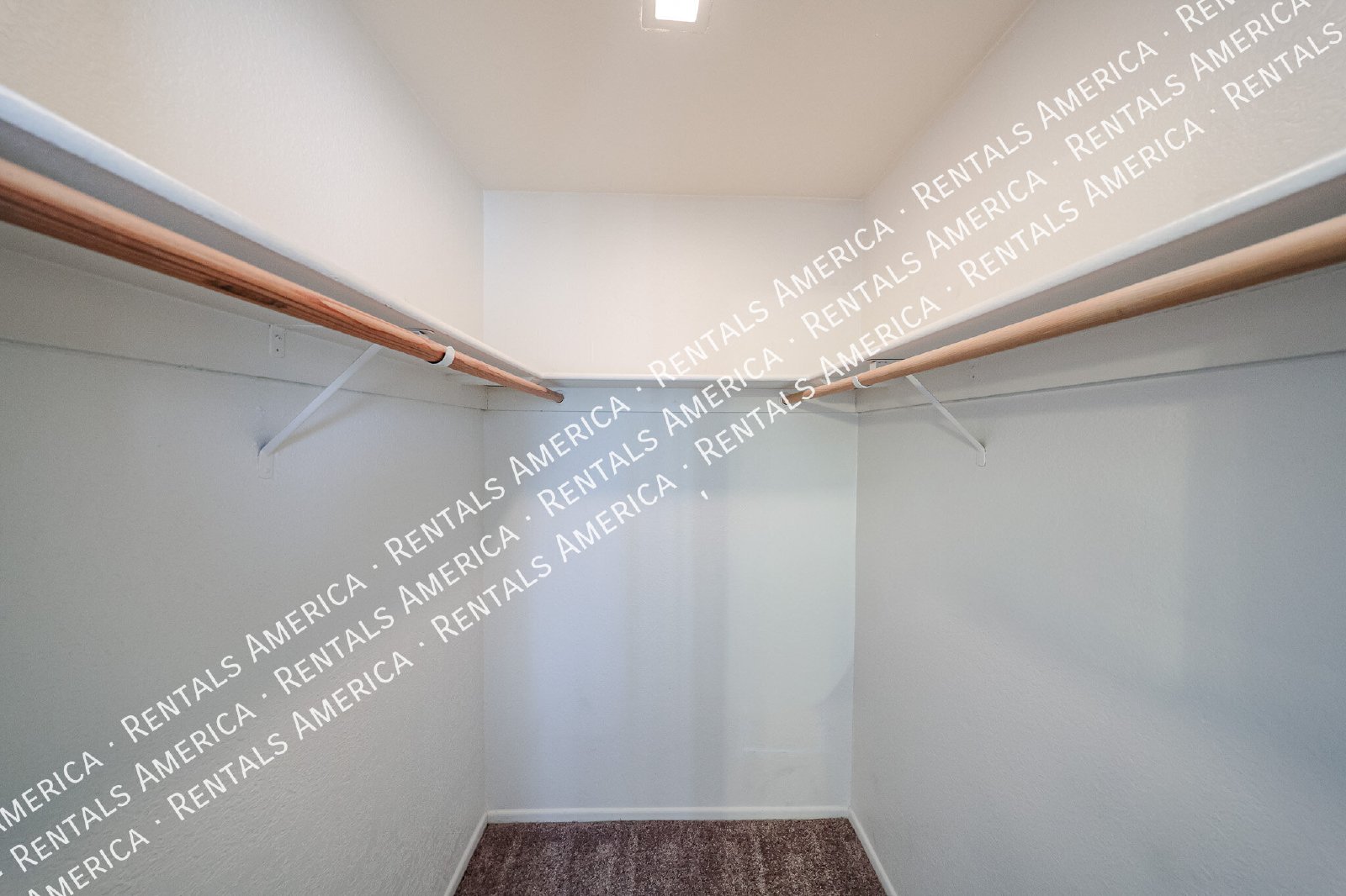 Scottsdale 1-Bedroom Condo, New Carpet & Great Location! property image