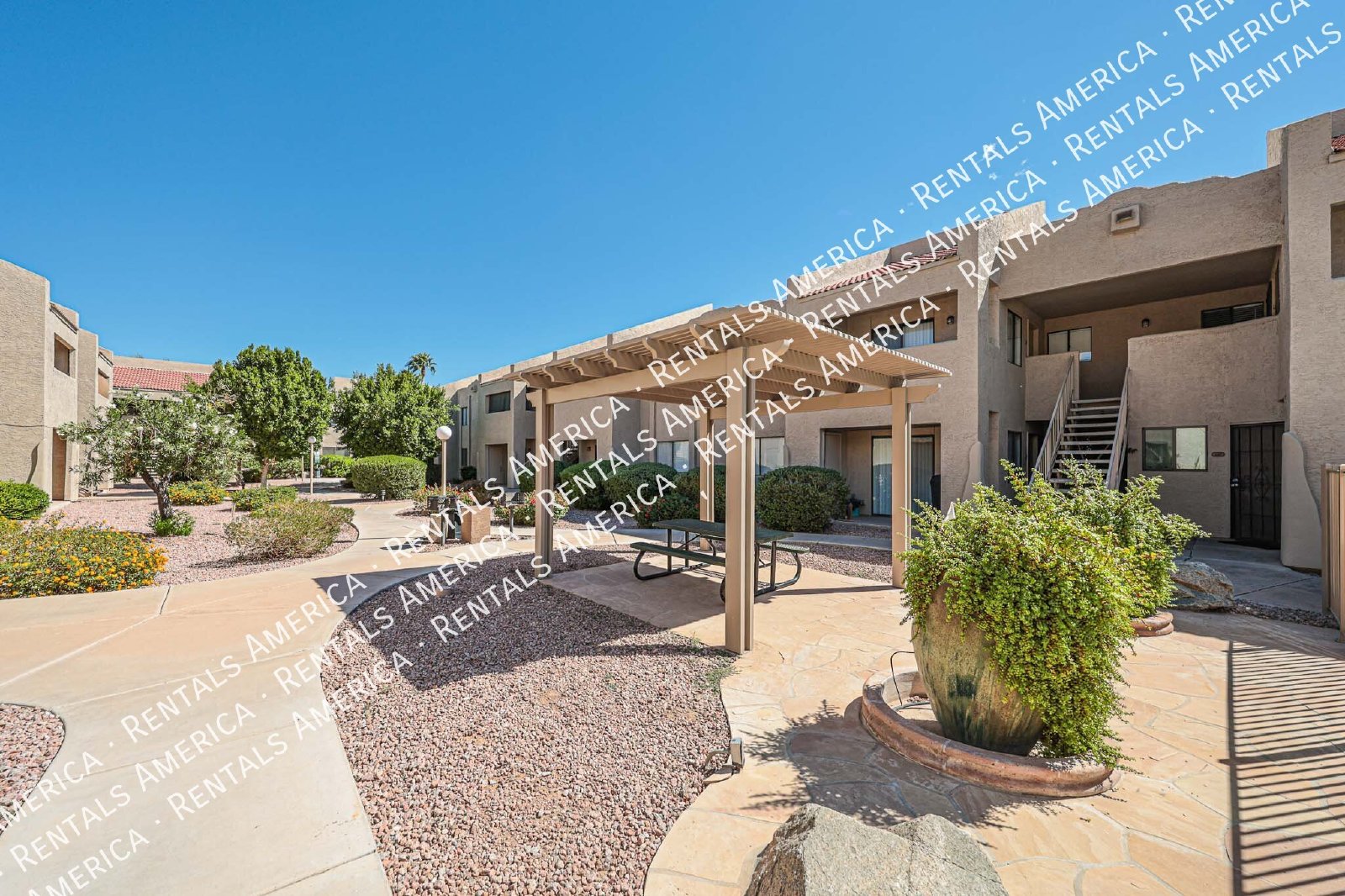 Scottsdale 1-Bedroom Condo, New Carpet & Great Location! property image