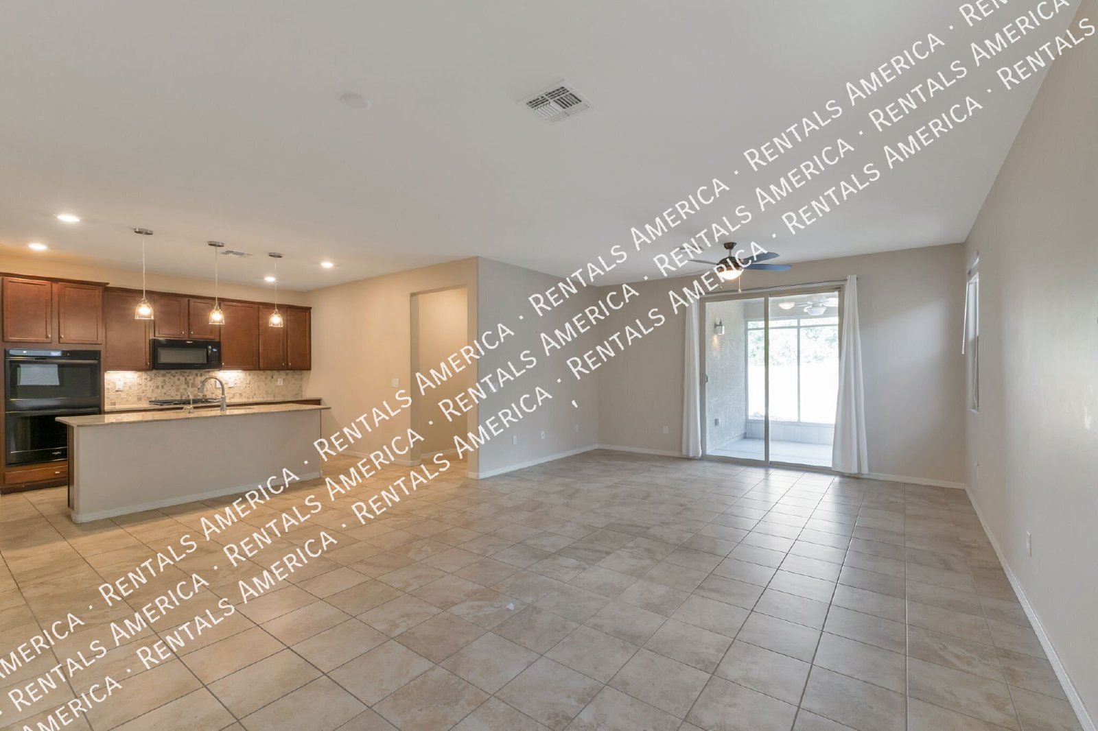 Beautiful, clean home in gated community, great NW location! property image