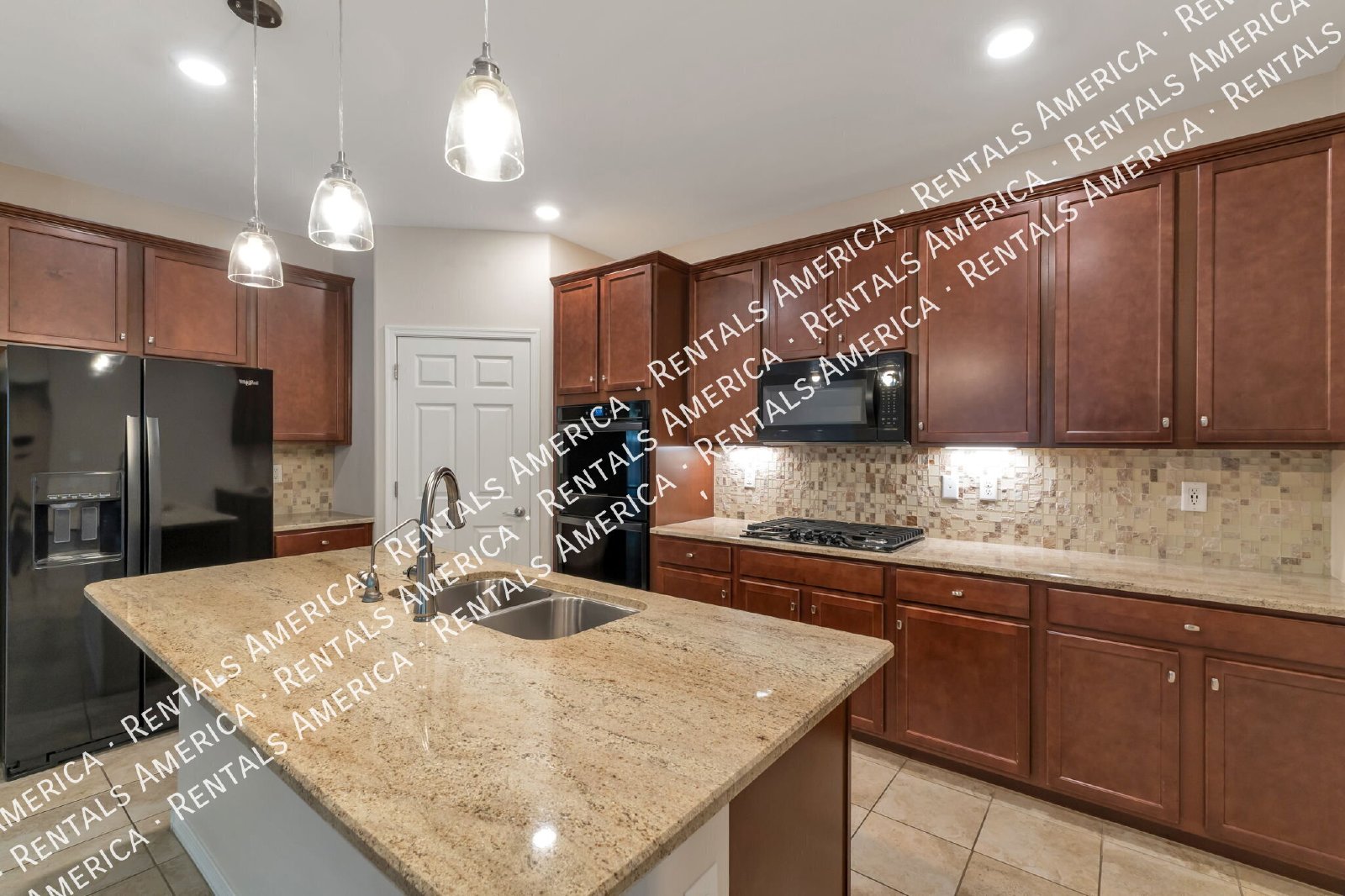 Beautiful, clean home in gated community, great NW location! property image